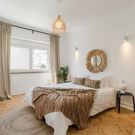 Lejlighed Casa Boma - Shining & Spacious With Balcony - Alvalade I